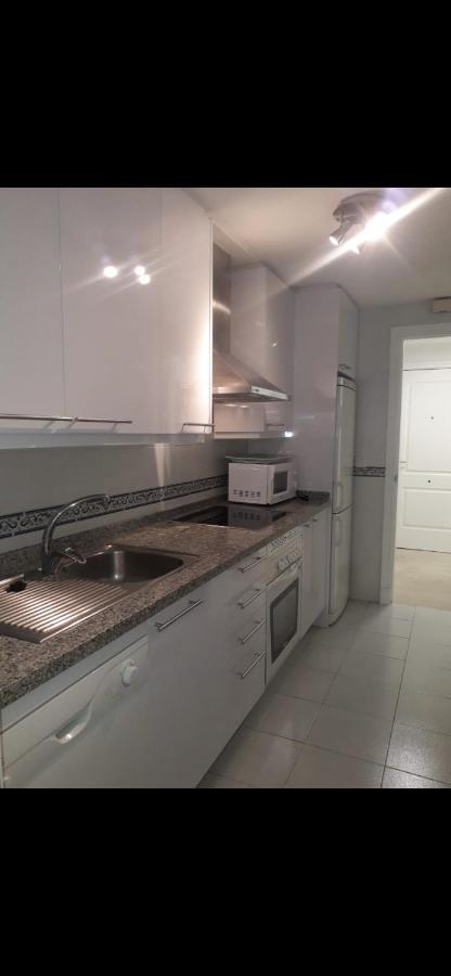 Frontline Beach Apartment Marina Real 5009 Manilva Eksteriør billede